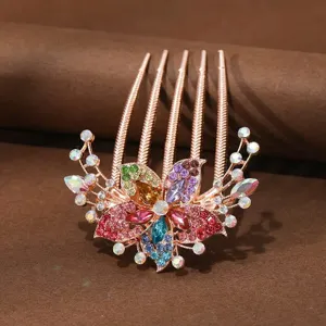 Exquisito peine de pelo de diamantes de imitación de oro rosa con cristales coloridos, ideal.