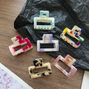 Set von 6 kleinen Azetat Haarklammern modische geometrische Haargriffe fuer Damenfrisuren.