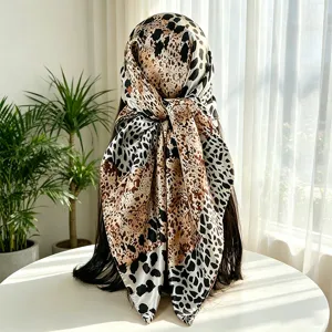 Women's Leopard Print Square Scarf Retro Satin Feel Hair Scarf Versatile Neck Scarf Fashion Head Scarf
