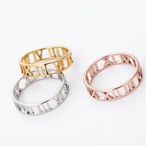 Edelstahl Ring mit Römischen Ziffern Hohl Geschnitten Titanstahl Kreuzmuster Band für Herren Damen Vintage Mode Schmuck