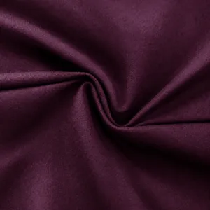 Hoogwaardige dubbelzijdige naked-feel stof gemaakt van 75% nylon en 25% elastaan blend.