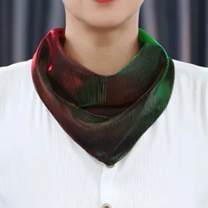 Color-changing pleated triangular scarf, stylish neck wrap and decorative headscarf for women
