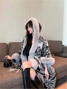 Women Winter Hooded Mink Fur Collar Tassels Cape Coat Elegant Retro Warm Cloak Outerwear