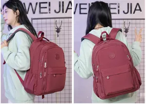 Zaino casual impermeabile in nylon per donna, grande capacità viaggio scuola borsa quotidiana.