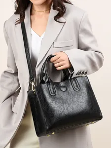 Vintage oil wax leather tote bag for women, minimalist commuter single-shoulder crossbody bag.