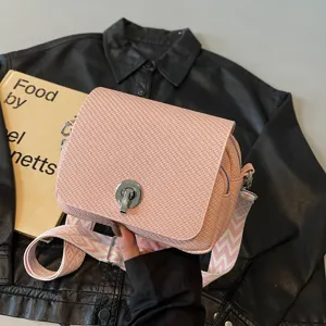 Women PU Leather Crossbody Bag Mini Woven Texture Shoulder Bag Metallic Lock Daily Casual Flap Bag Handbag