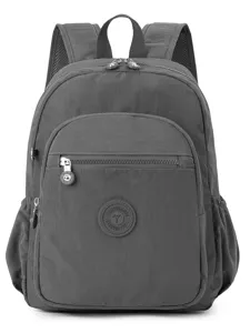 Zaino casual in nylon grigio, borsa scolastica leggera con tasche multiple per uso.