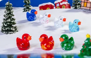 Mini resin Christmas duck figurines, cute winter micro-landscape DIY desktop car ornaments.