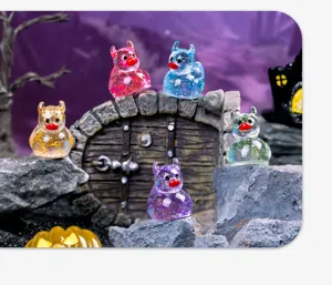 Mini figurines de canard diable en résine pailletée pour décoration d'Halloween et loisirs créatifs.