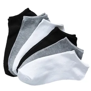 Classic solid color ankle socks for daily wear, breathable cotton blend low cut boat socks set.