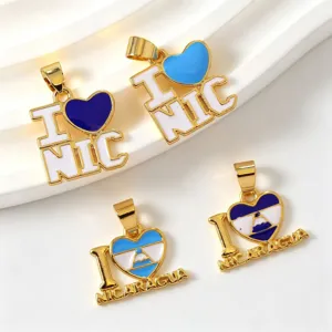 Nicaragua Flagge Buchstabe Emaillierte Anhänger vergoldet DIY Halskette Schmuck Zubehör.