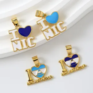 Nicaragua Flagge Herz Emaillierte Metall Anhänger Charms für DIY Halskette Schmuck Zubehör.