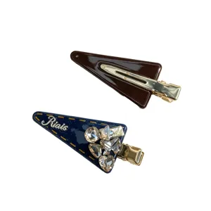 Chic retro rhinestone triangle hair clips set, fashionable side hair pins for women.