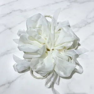 Chouchou de cheveux blanc en résille perlée coréenne avec rubans, accessoire élégant chic