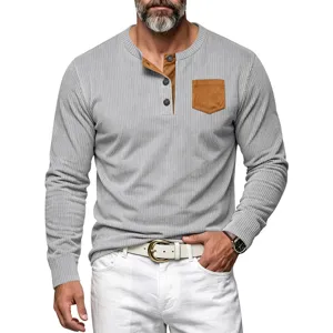 Camisa Henley de hombre manga larga con bolsillo de contraste y botonadura elegante