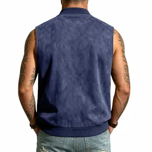 Rückansicht im Detail der blauen Herren Wildleder ärmellosen Weste mit Kragenstruktur.
