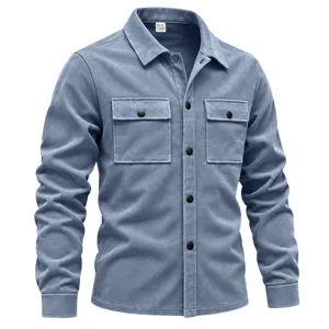 Chemise veste homme daim manches longues vue détail, poches poitrine, col revers.