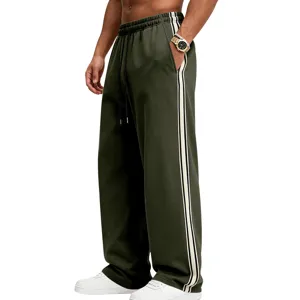 Bequeme Herren schwere gefütterte weite Sweathose mit Seitenstreifen und Kordelzug.