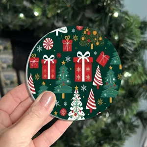 Festive Christmas round coaster for dining table decoration with gift and tree pattern.
