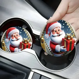 Vista dettagliata del sottobicchiere per auto con design antiscivolo assorbente natalizio.