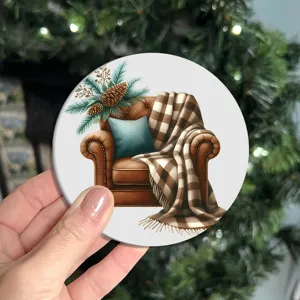 Gemütlicher Sessel Motiv runder Platzset, stilvolle Weihnachts-Kaffeematte für Esstisch.