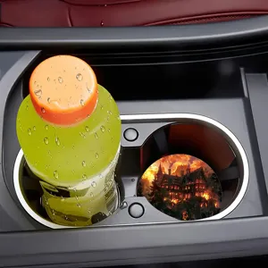 Rutschfester Silikon Auto Tassenhalter Untersetzer mit Schloss Motiv für Innenraum Dekor.