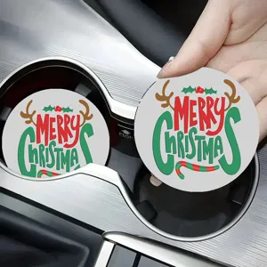 Vista detallada de posavasos de silicona antideslizantes para coche con diseño navideño.