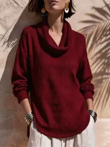 Damen burgunderroter Rollkragen Langarm Pullover mit geschwungener Saumlinie.