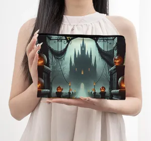 Kleine Kosmetiktasche aus Leinen tragbare Make-up-Tasche mit Halloween-Druck für den Alltag