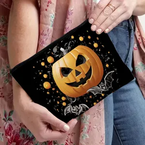 Halloween Kürbis Canvas Kosmetiktasche Detailansicht mit gruseligem Motiv und Reißverschluss.