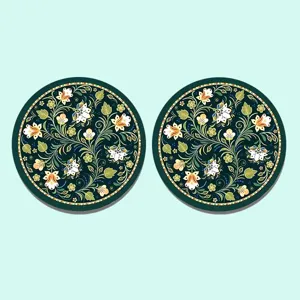 Vue détaillée du lot de dessous de verre ronds en silicone avec motif floral rétro élégant.