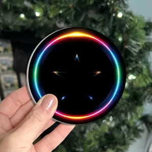 Silicone insulated coaster with glowing star design, non-slip table mat for home kitchen use.