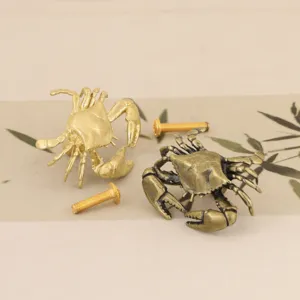 Kreativer massiver Messing Krabbe Schranktür Griff und Luxus Schublade Tier Möbelknopf