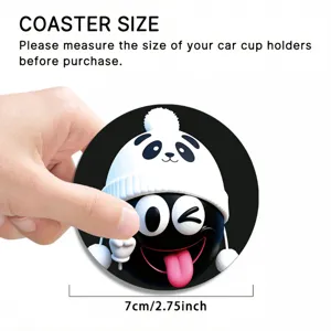 Niedlicher 3D Cartoon Auto Tassen Untersetzer mit Pandahut, rutschfester runder Untersetzer 7cm.