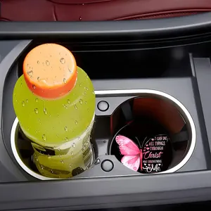 Auto bekerhouder onderzetter siliconen antislip ronde mat met roze vlinder citaat.