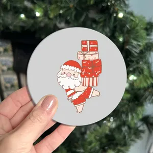 Posavasos de coche con lindo Papá Noel, alfombrilla de cuero térmica y decorativa para taza.