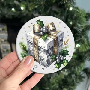 Christmas theme round coaster with gift box illustration, table protection item for daily use.