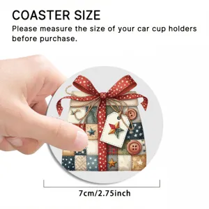 Dettaglio sottobicchiere per auto di Natale con confezione regalo patchwork e misura 7cm.