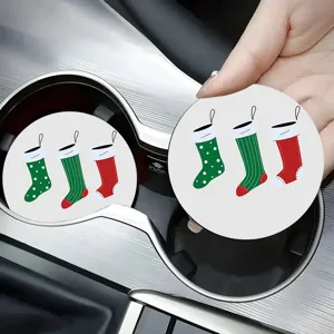 Vue détaillée des sous-verres de voiture au design de Noël, matériau antidérapant.
