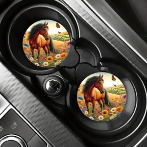 Nahaufnahme saugfähiger Auto-Getränkehalter-Untersetzer mit Pferd und Blumenmotiv im Autohalter.