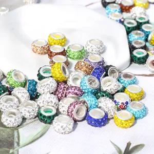 Cuentas europeas grandes con pedreria de estrass de colores para pulseras DIY y joyeria.