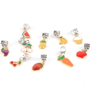 Buntes Set aus Emaille Legierung Frucht Anhänger für DIY Schmuck Basteln schöne Halsketten.