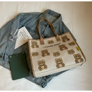 Sac cabas en toile avec impression d'ours mignon, grand sac à main décontracté pour voyage quotidien.