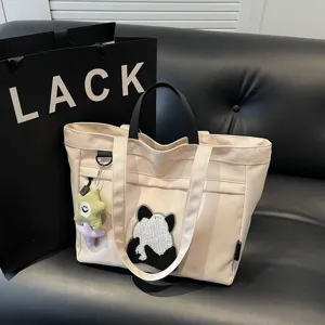 Borsa tote in tela ricamata con panda carino, borsa a spalla di grande capacità per donne pendolari.