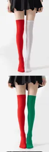Calcetines altos colorblock, medias largas asimétricas de moda para fiestas y uso diario.