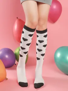 Valentine heart knee high socks, black heart print over the knee stockings for party date.
