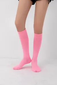 Calcetines deportivos de compresión acanalados rosa, medias elásticas para pantorrilla.