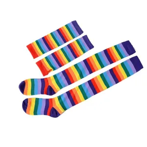 Ensemble de chaussettes hautes et gants rayes multicolores en coton pour soiree cosplay
