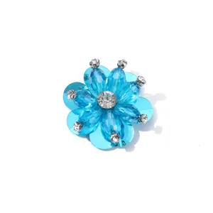 Blaues Strass Kristall Blume dekorative Patch für Kleidung Nähen und handgemachte DIY Handwerk.