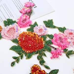 Pailletten Perlen Blumen Stickerei Aufnäher für DIY Kleidung, Qipao, Tanzkostüm Accessoire.